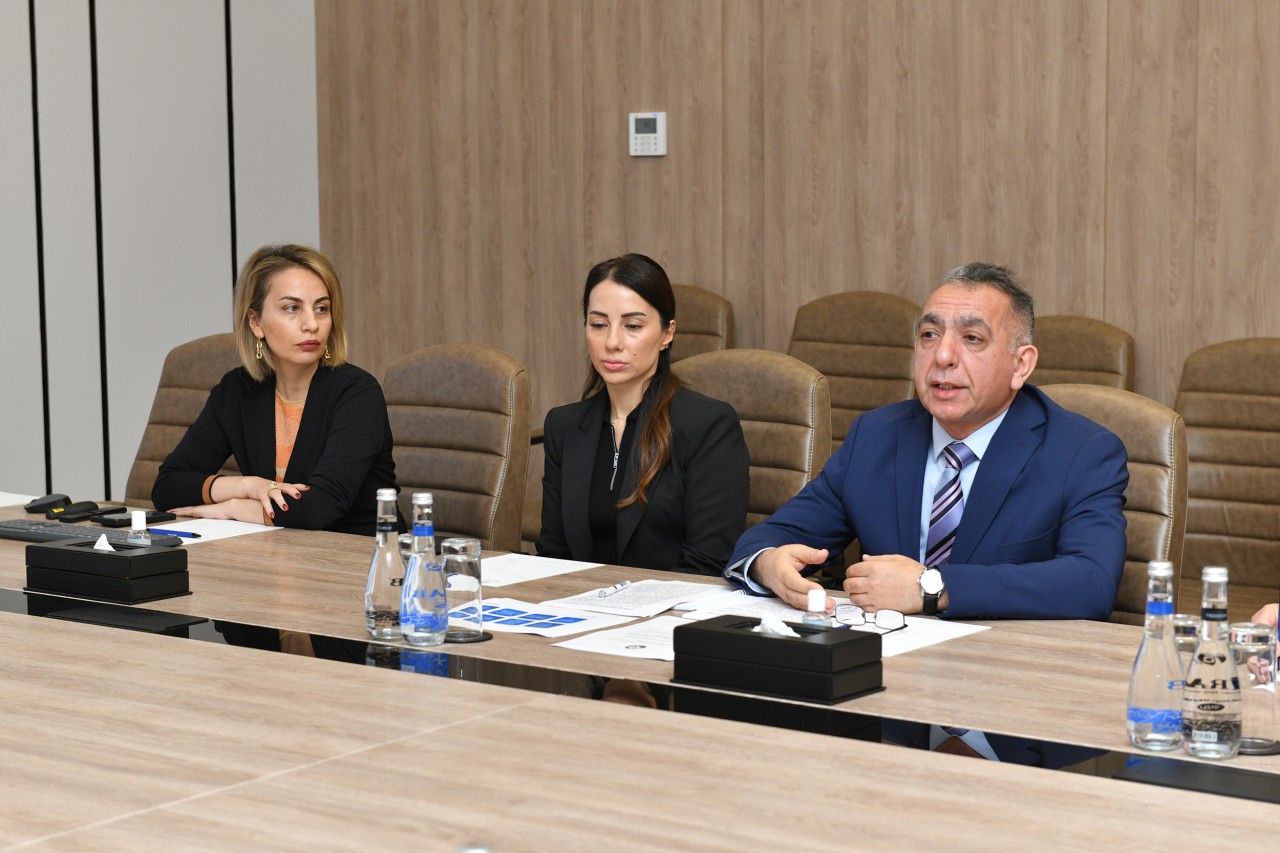 RİNN-də “Konstitusiya və Suverenlik ili”nə həsr olunan tədbir keçirilib - FOTOLAR